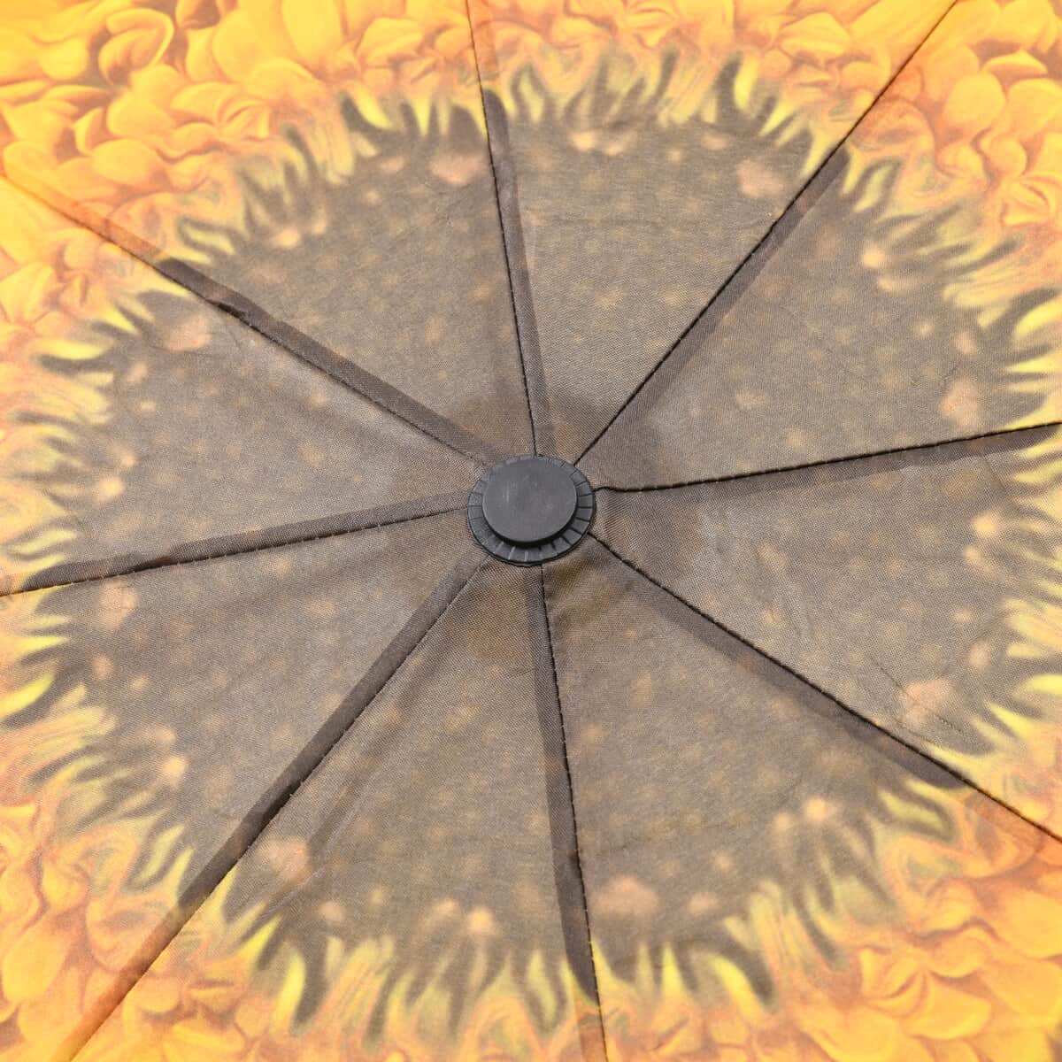 HOMESMART Yellow and Black Sunflower Umbrella image number 6