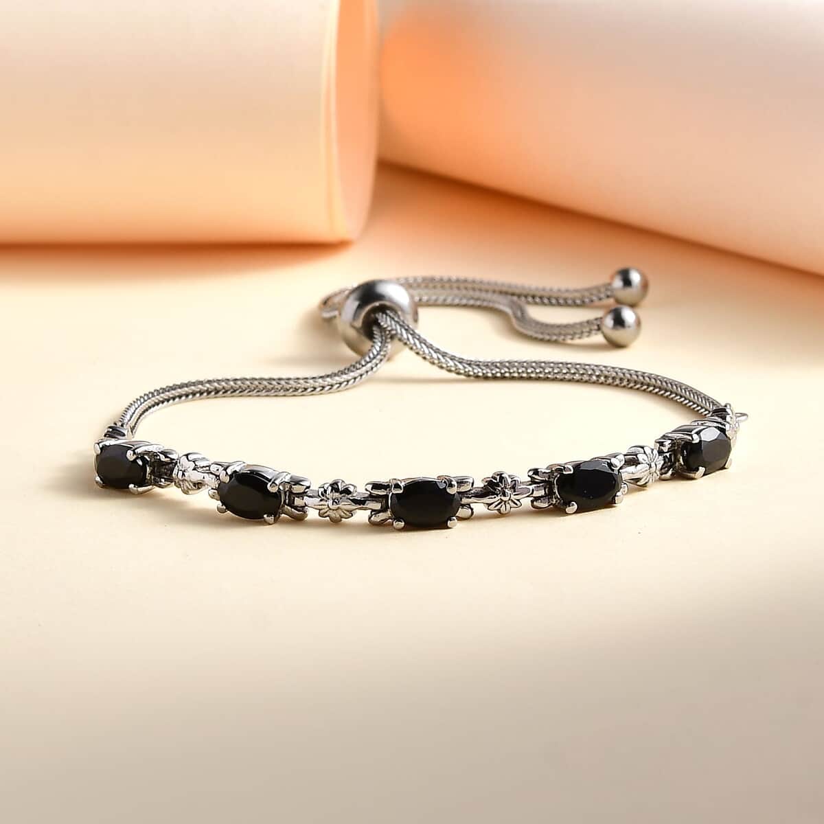 Thai Black Spinel Bolo Bracelet in Stainless Steel 2.85 ctw image number 2