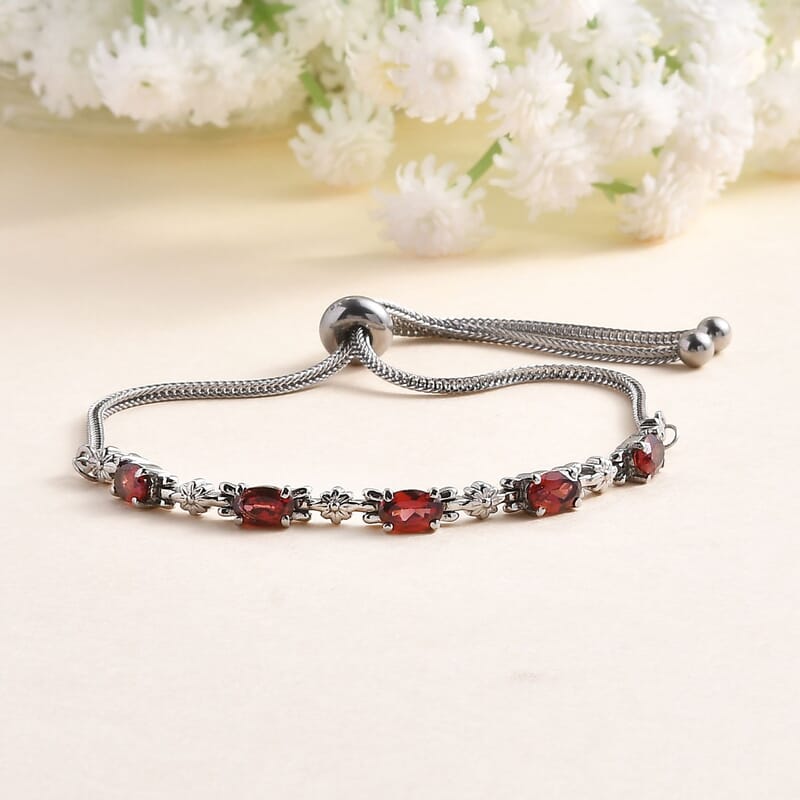 Mozambique Garnet 2.70 ctw Bolo Bracelet in Stainless Steel