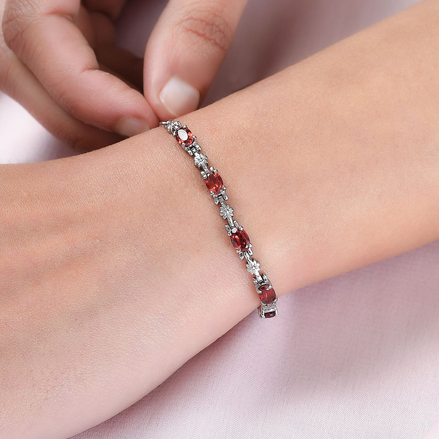 Mozambique Garnet 2.70 ctw Bolo Bracelet in Stainless Steel