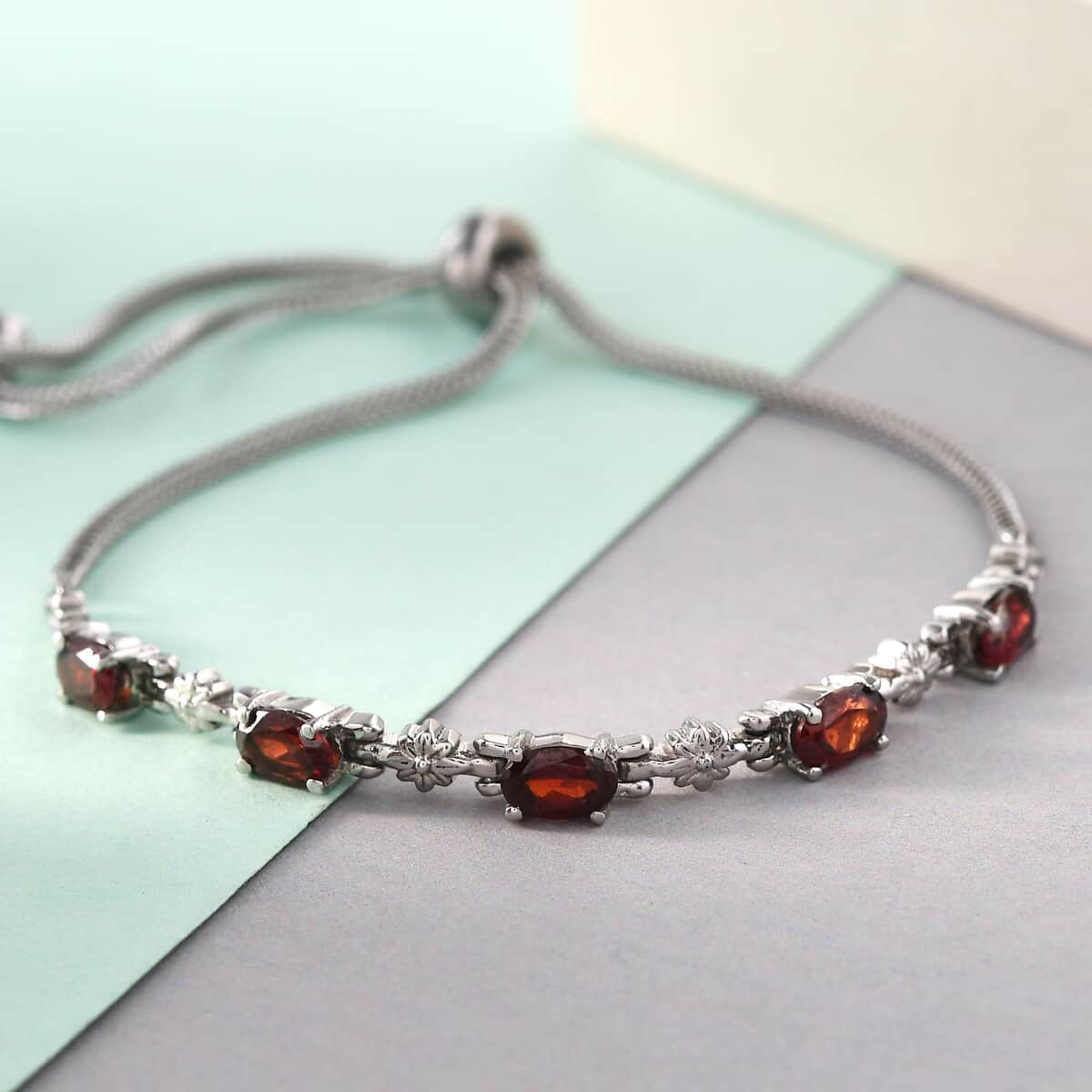Mozambique Garnet Bolo Bracelet in Stainless Steel 2.90 ctw image number 3