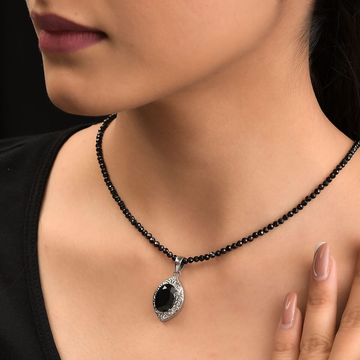 Australian Black Tourmaline 67.75 ctw Pendant With Quartzite Beaded Necklace 20 Inches in Stainless Steel image number 4