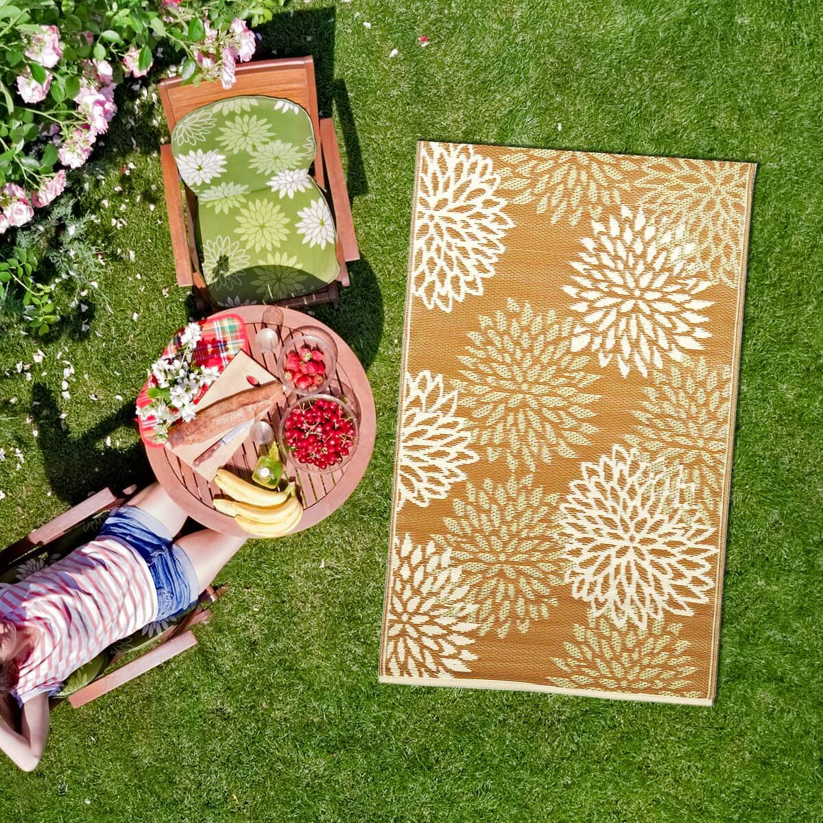 Ivory, Multi Color Polypropylene Floral Pattern Straw Mat, Plastic Straw Outdoor Rugs, Waterproof Portable Mat, Floor Mat image number 1