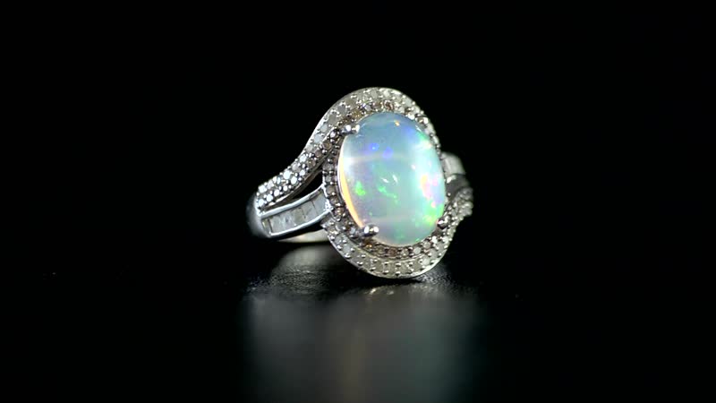Premium Ethiopian Welo Opal, Natural Champagne & White Diamond Ring in Rhodium & Platinum Over Sterling Silver (Size 10.0) 4.25 ctw
