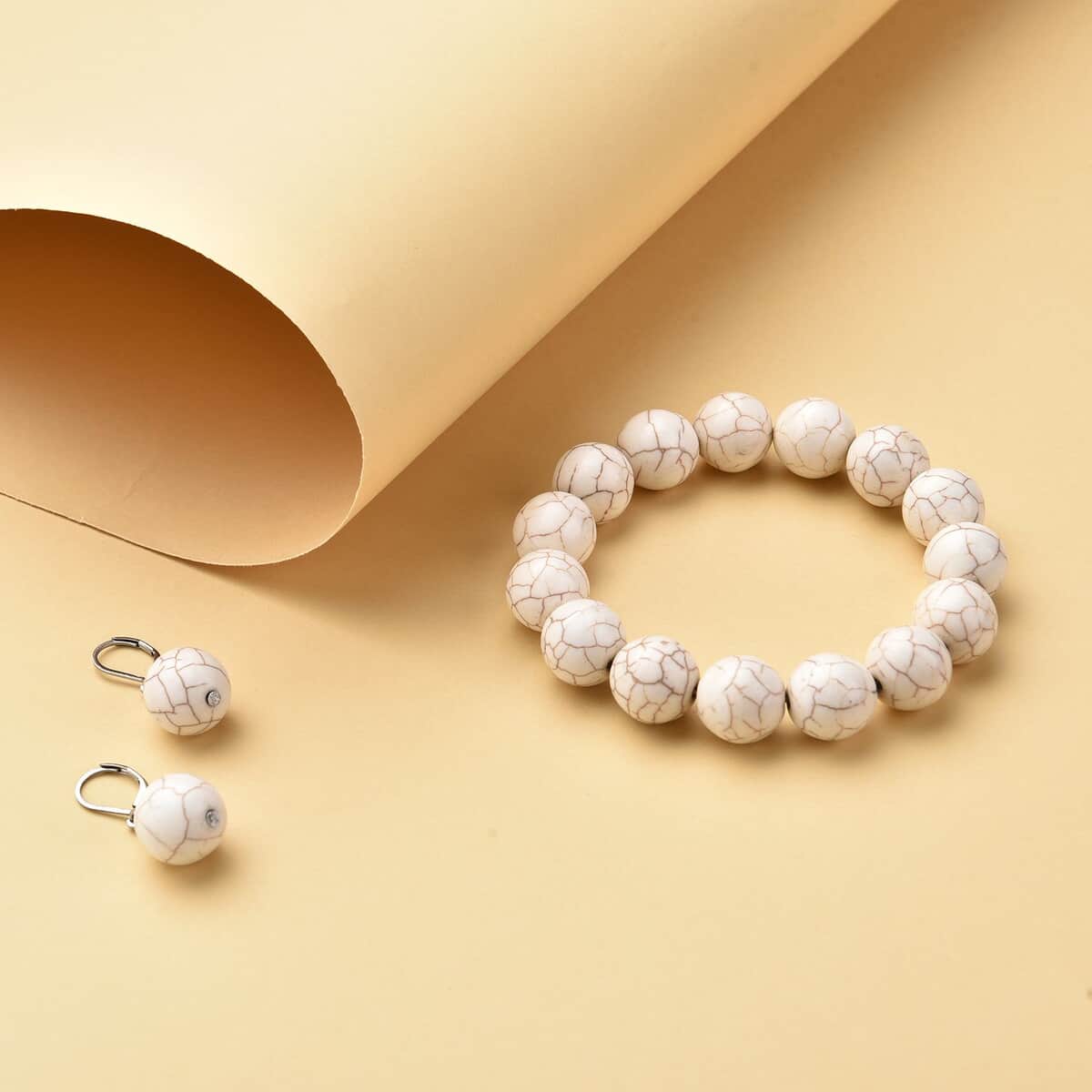 White Howlite Lever Back Earrings and Beaded Stretch Bracelet in Stainless Steel 266.50 ctw image number 1