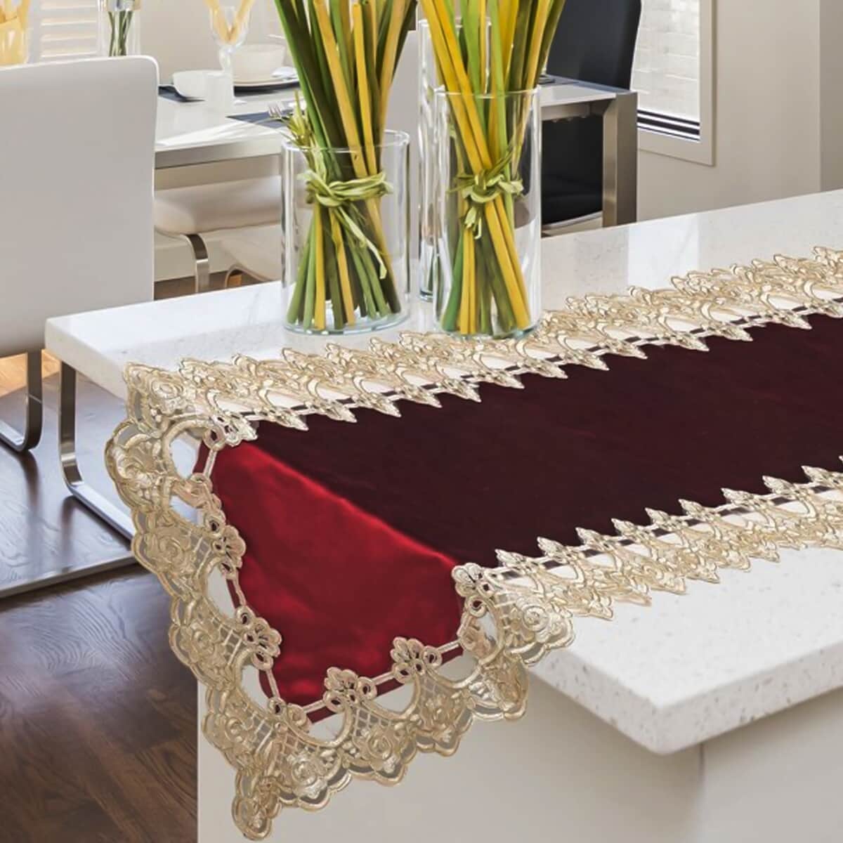 Homesmart Wine Elegant Damask Pattern Polyester Table Runner with Gold Lace Border image number 3