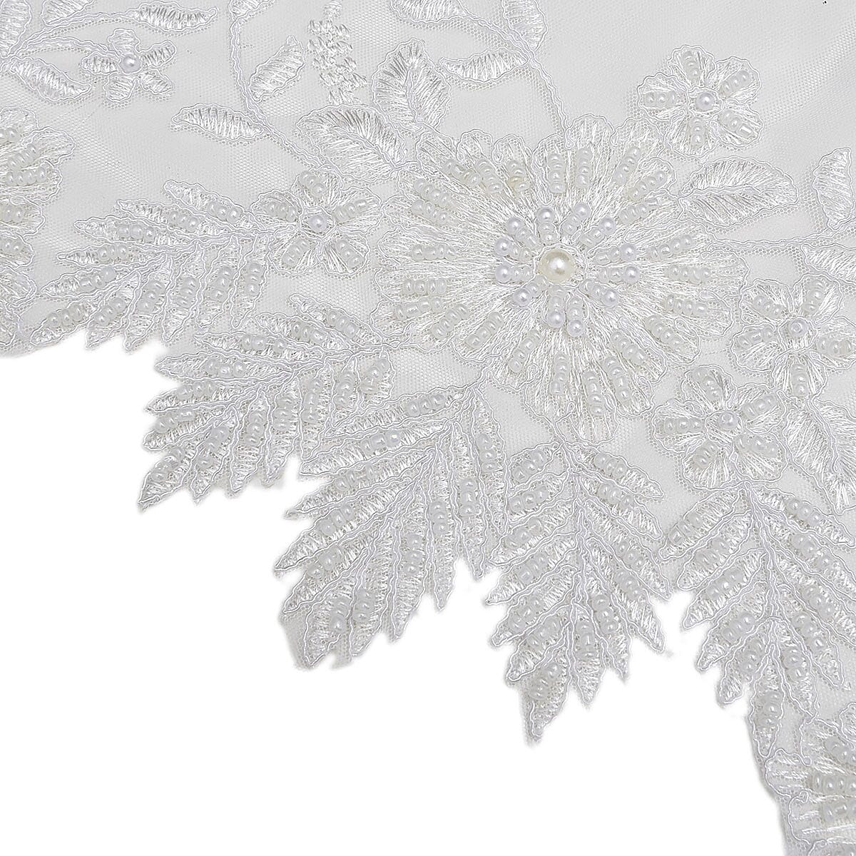 Homesmart White Full Lace & Embroidered Polyester Table Runner with Beaded