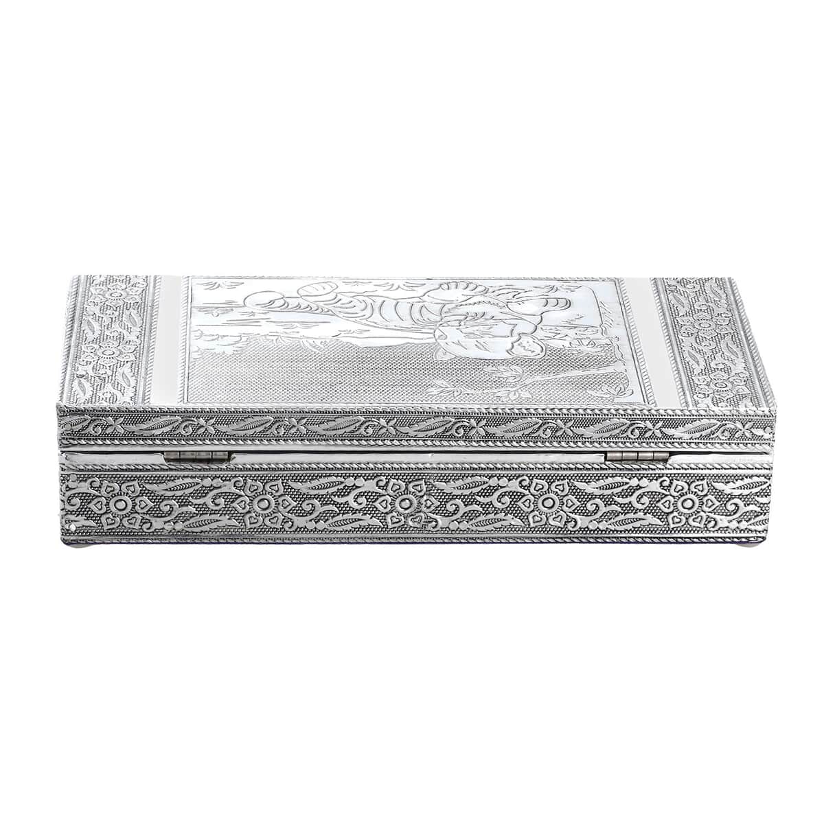 Handcrafted Cub Embossed Aluminum Oxidized Jewelry Box image number 3