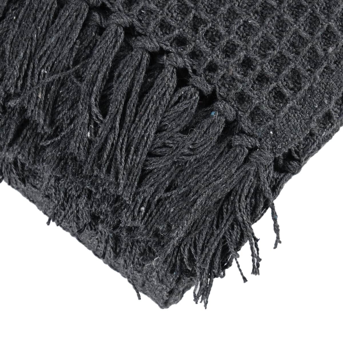 Charcoal Honeycomb Pattern Throw with Tassels (Cotton) image number 3