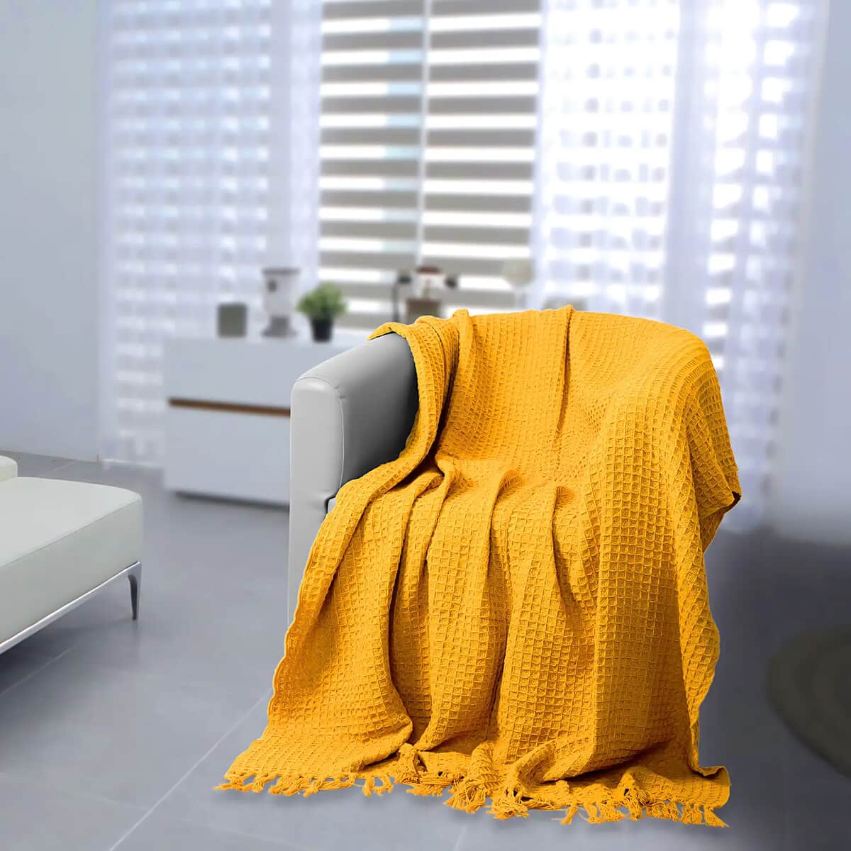 Mustard Honeycomb Pattern Throw with Tassels (Cotton) image number 1