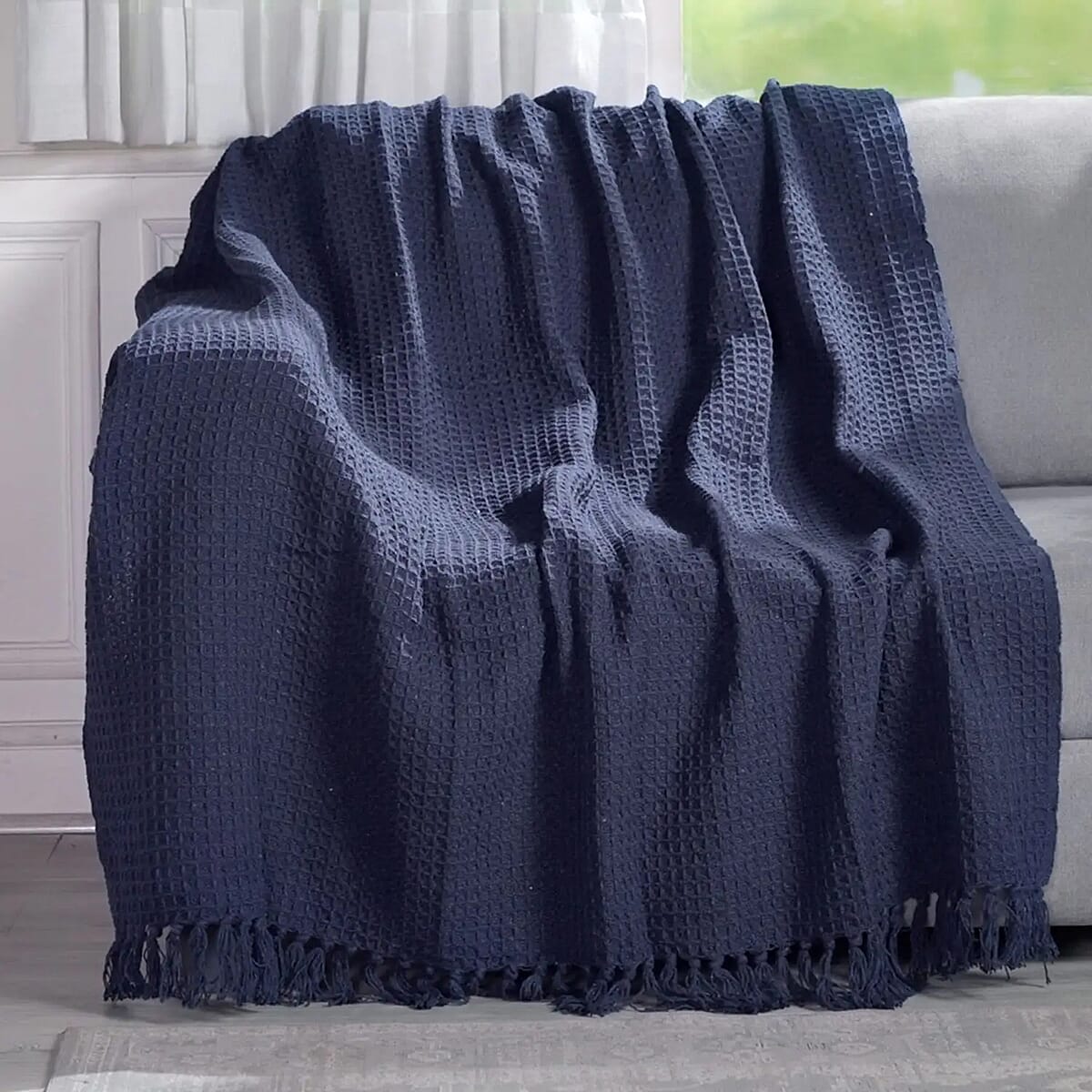 Teal Honeycomb Pattern Throw with Tassels (Cotton) image number 1