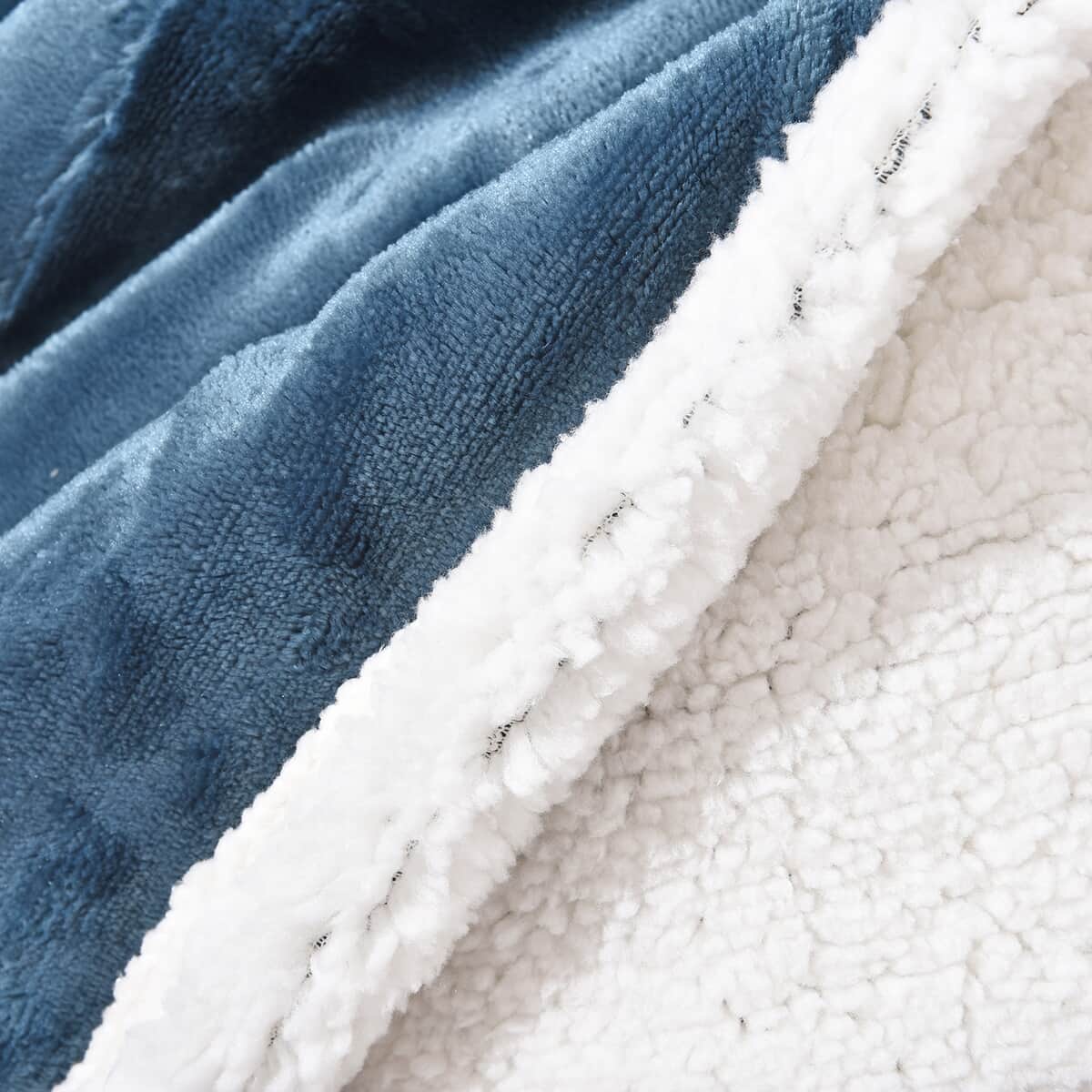 HOMESMART Teal Plush Flannel & Sherpa Reversible Blanket image number 4