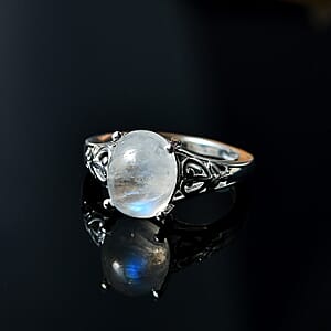 Kuisa Rainbow Moonstone Solitaire Ring in Sterling Silver (Size 5.0) 3.10 ctw