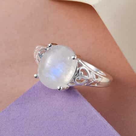 Kuisa Rainbow Moonstone Solitaire Ring in Sterling Silver (Size 5.0) 3.10 ctw image number 4