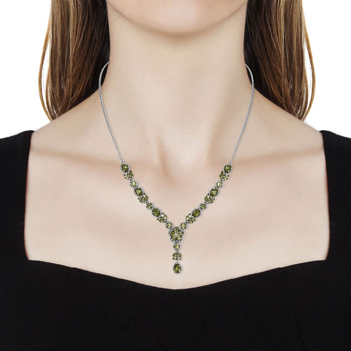 Hebei Peridot Necklace (18 in) in Platinum Over Sterling Silver (12.50 g) 11.45 ctw image number 2