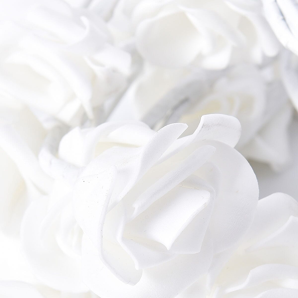 White and Warm LED Rose Garland Lights (3AA Not Included)