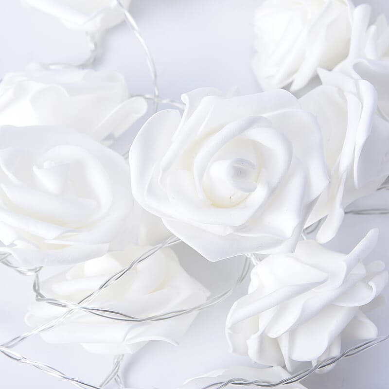 30 LED Rose String Lights (3xAA Not included)