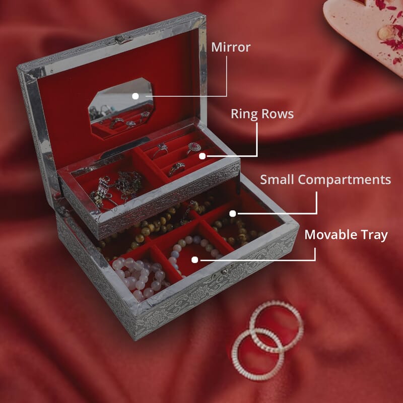 Aluminium Oxidized Cat Family Embossed Movable Tray Portable Jewelry Box for Women | Briefcase Style Jewelry Box | Jewelry Holder | Jewelry Storage | Jewelry Organizer