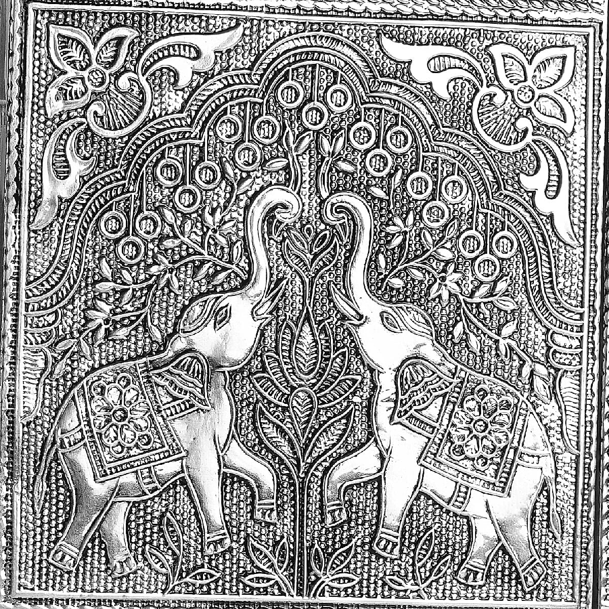 Handcrafted Tiger Embossed Expandable Jewelry Box (8x5x3) image number 4