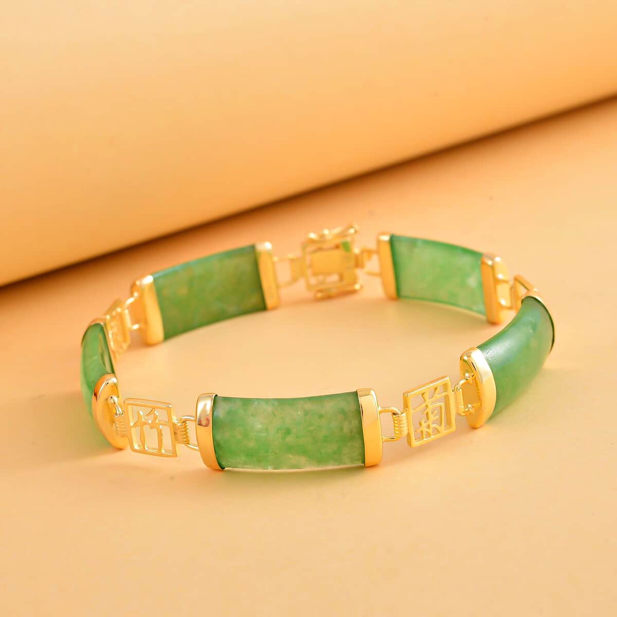 Green Jade Station Bracelet in 14K YG Over Sterling Silver (6.50 In) 42.50 ctw image number 1