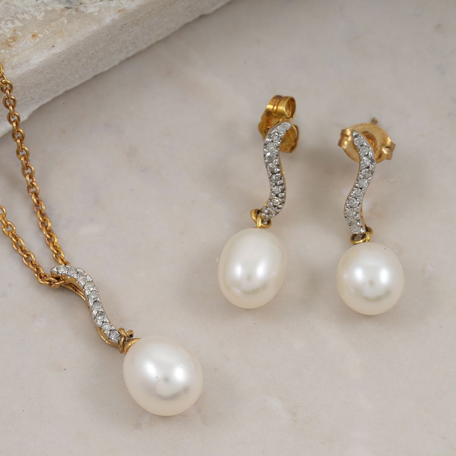 Fresh Water Pearl, Diamond Gold Over Sterling Silver Earrings, Pendant TDiaWt 0.150 Cts. TDiaWt 0.15Cts., TGW 1.400 Cts. TDiaWt 0.15Cts., TGW 1.40 Cts.