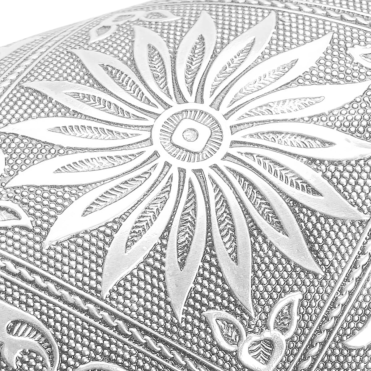 Hand Embossed Oxidized Round Wooden Bangle Box With Scratch Protectopn Interior (10x3.75x 3.75) image number 3