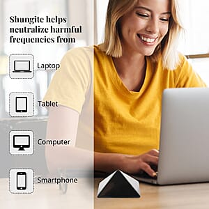 Shungite Pyramid 5cm Approx. 268.00 ctw