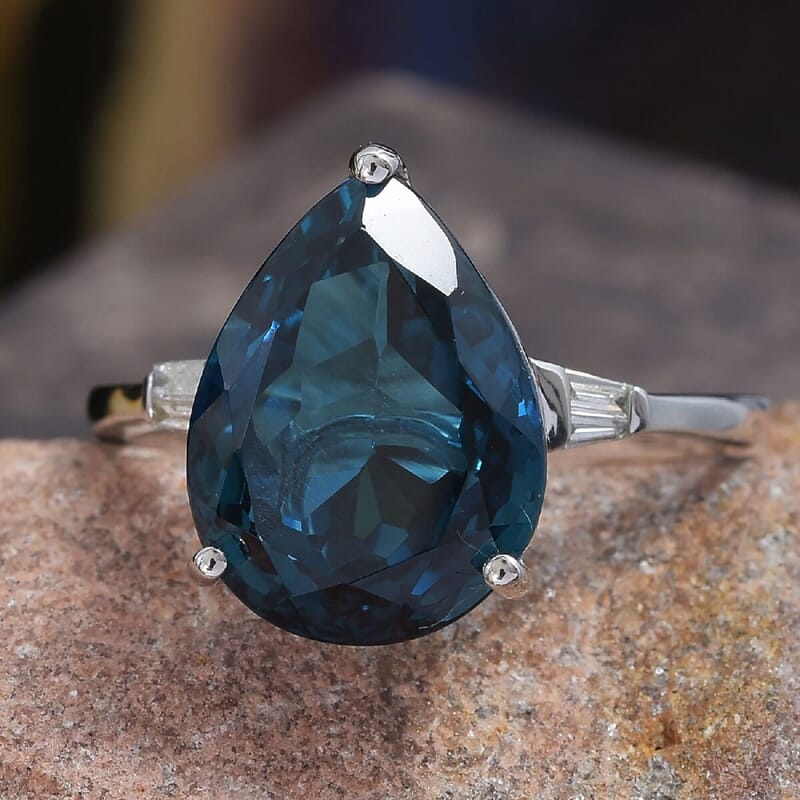Premium London Blue Topaz and Diamond G-H I3 Ring in 10K White Gold 4 Grams (Size 10.0) 10.70 ctw 