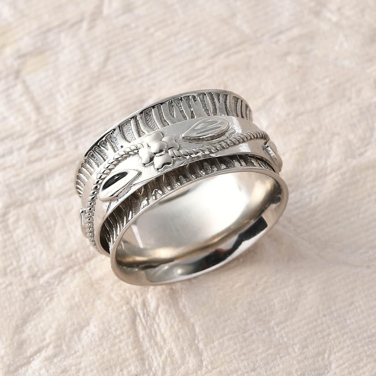 Sterling Silver Floral Leaves Concave Spinner Band Ring (Size 6.0) 4.80 Grams image number 4