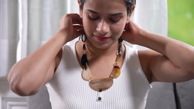 Natural Brown & Black Genuine Buffalo Horn Necklace (18 in)