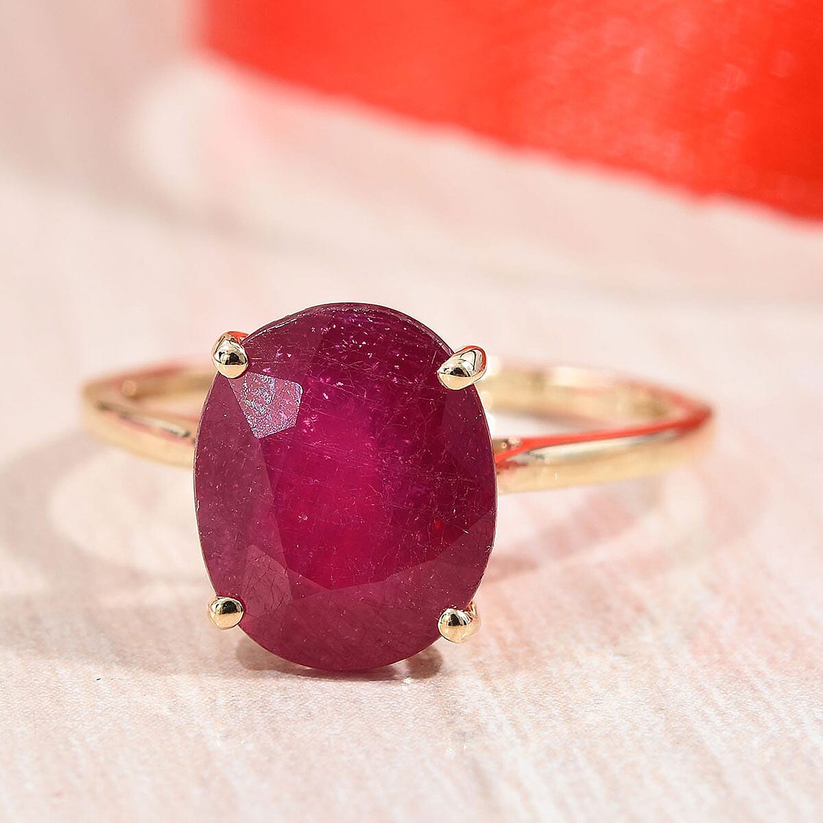 Luxoro 10K Yellow Gold AAA Niassa Ruby (FF) Solitaire Ring (Size 9.0) 5.60 ctw image number 1