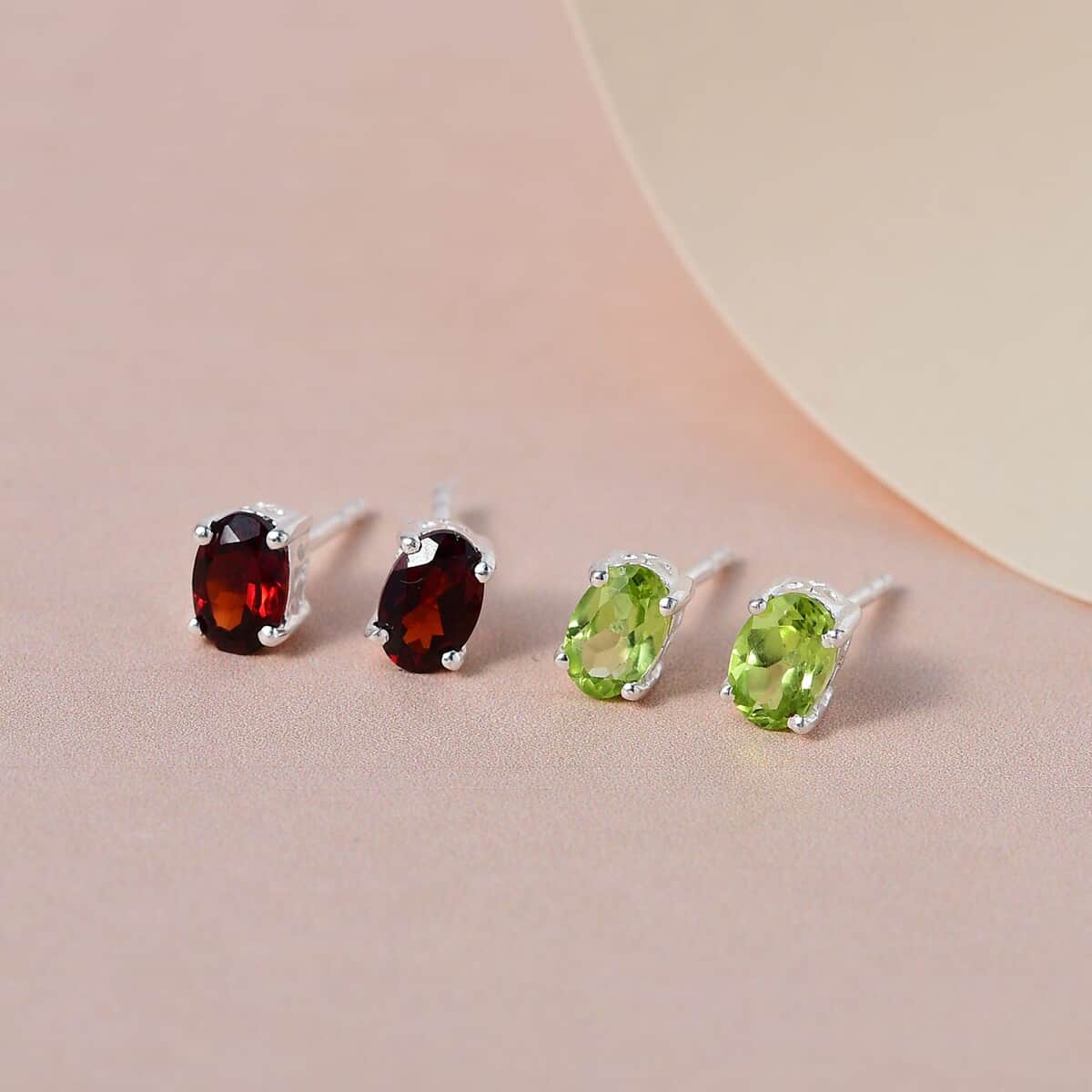 Set of 2 Mozambique Garnet and Peridot Stud Earrings in Sterling Silver 1.50 ctw image number 3