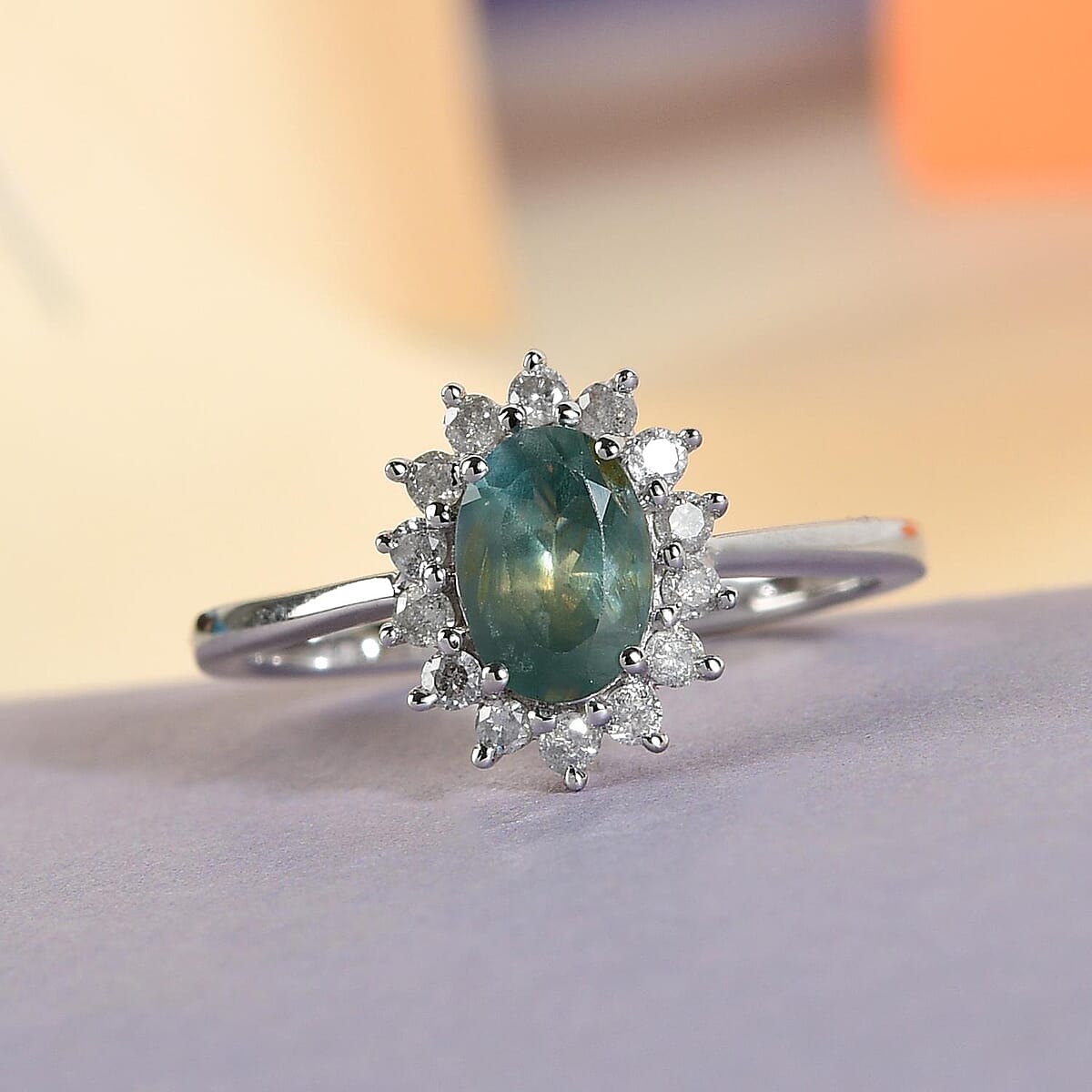 LUXORO 14K White Gold AAA Narsipatnam Alexandrite and G-H I3 Diamond Sunburst Ring (Size 10.0) 1.90 Grams 1.04 ctw image number 1