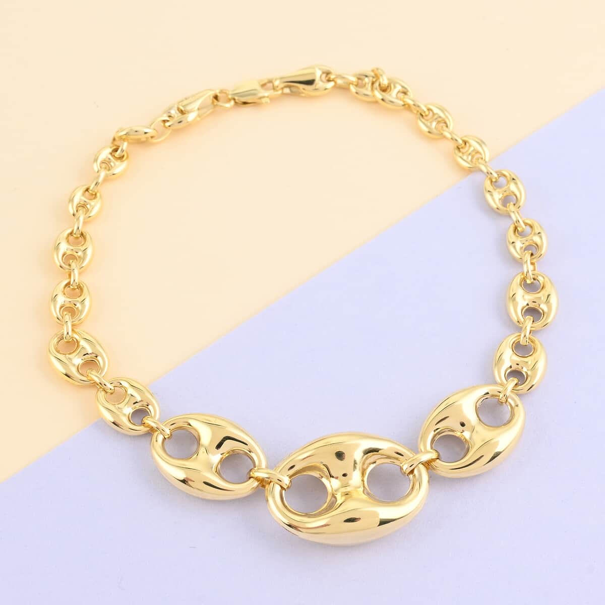 OTTOMAN TREASURE 10K Yellow Gold Puffed Mariner Chain Bracelet (8.00 In) 5.90 Grams image number 1