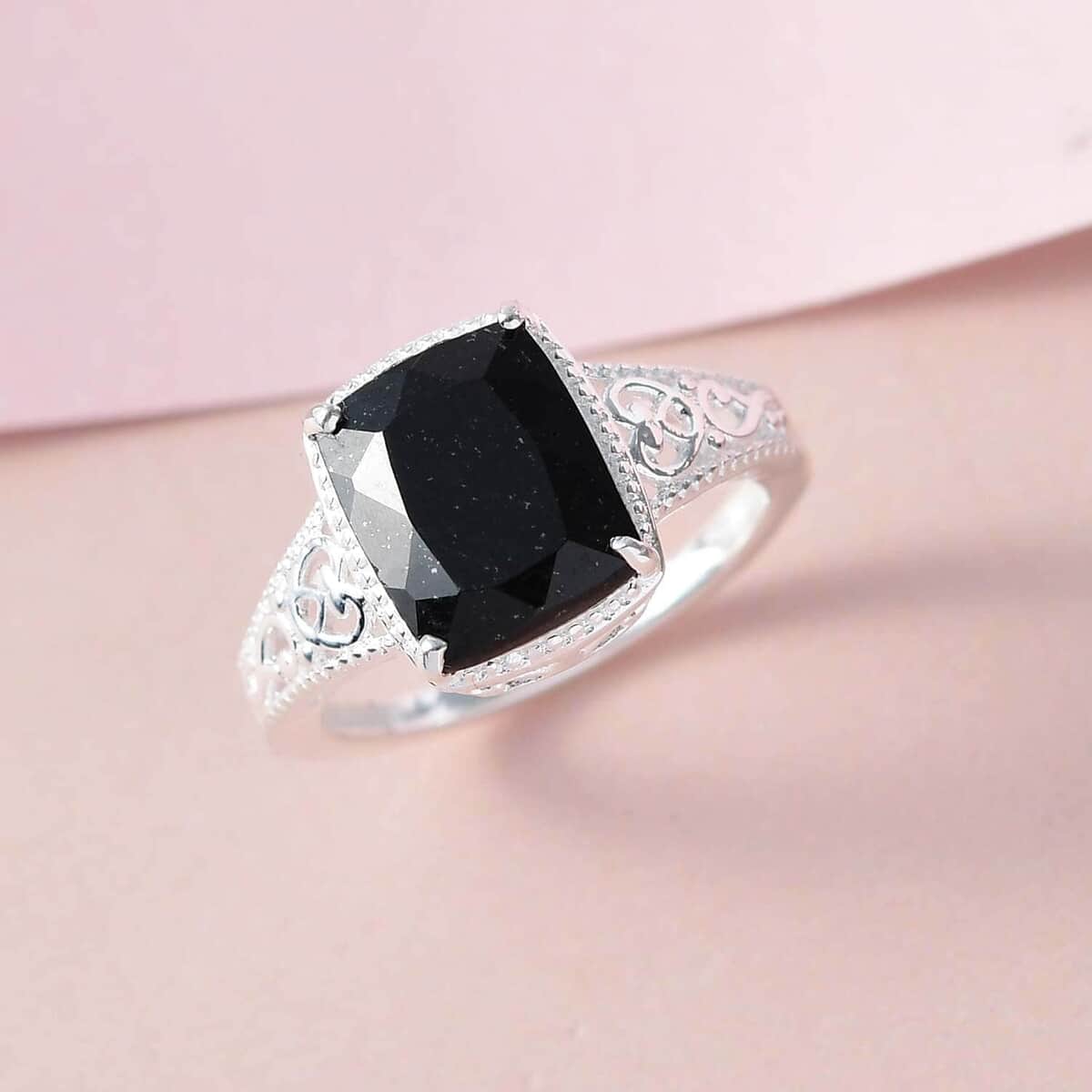 Australian Black Tourmaline 3.50 ctw Solitaire Ring in Sterling Silver (Size 11.0) image number 4