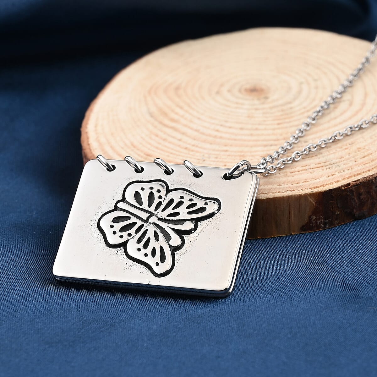 Butterfly Engraved Openable Pendant Necklace 20 Inches in Black Oxidized Stainless Steel image number 1
