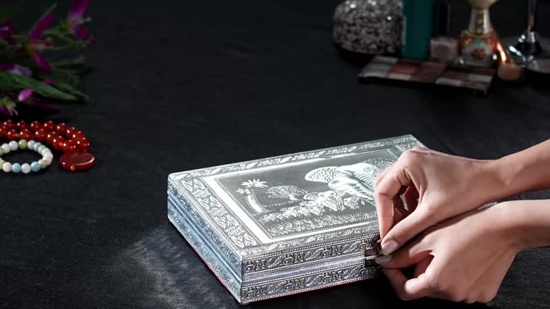 Ankur's Birthday Deal Handcrafted Aluminum Elephant Pattern Jewelry Box with Velvet Interior and Mirror (11x7.7x2)