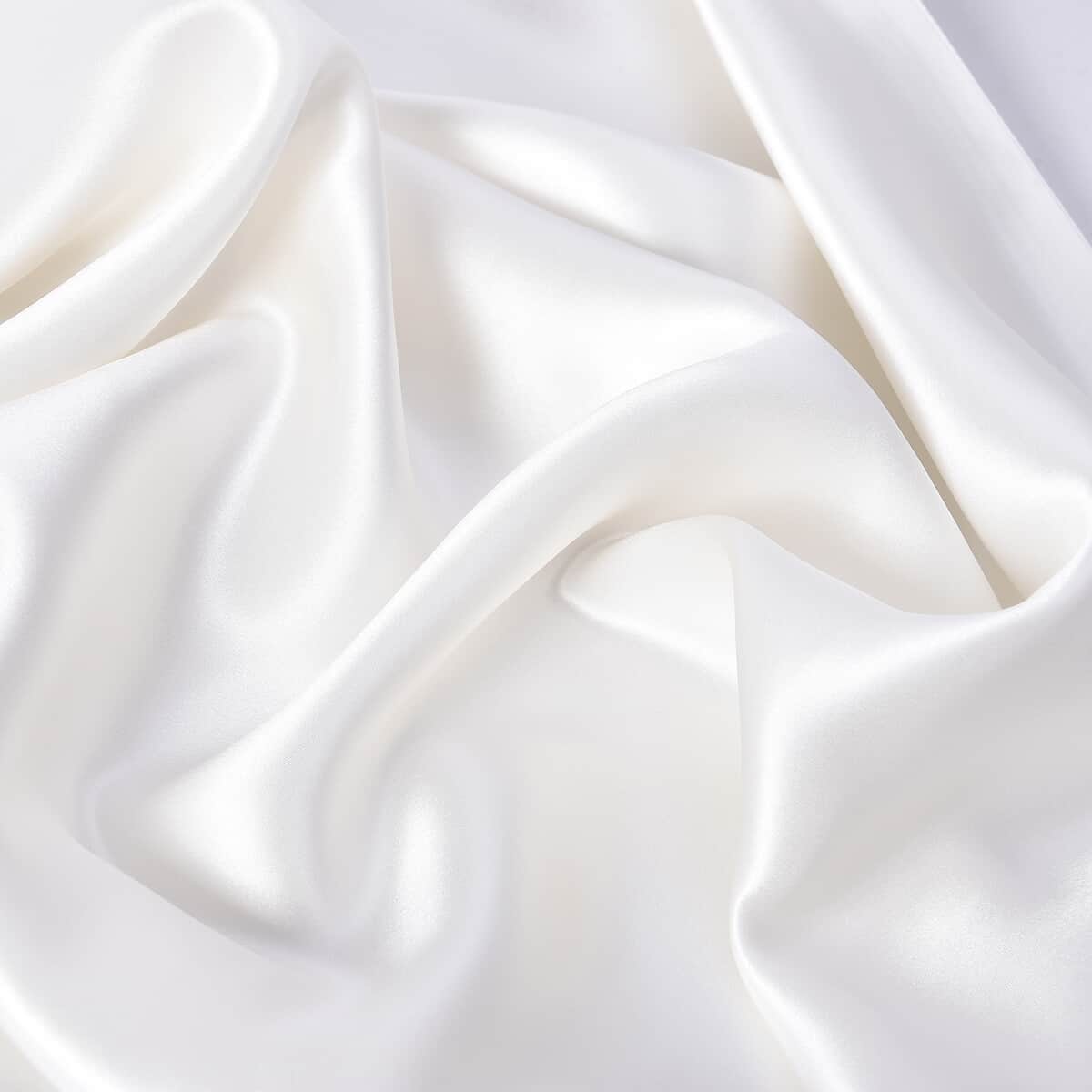 Symphony Home Ivory 100% Mulberry Silk Pillowcase Infused with Hyaluronic Acid & Argan Oil -Full (20x26) image number 3