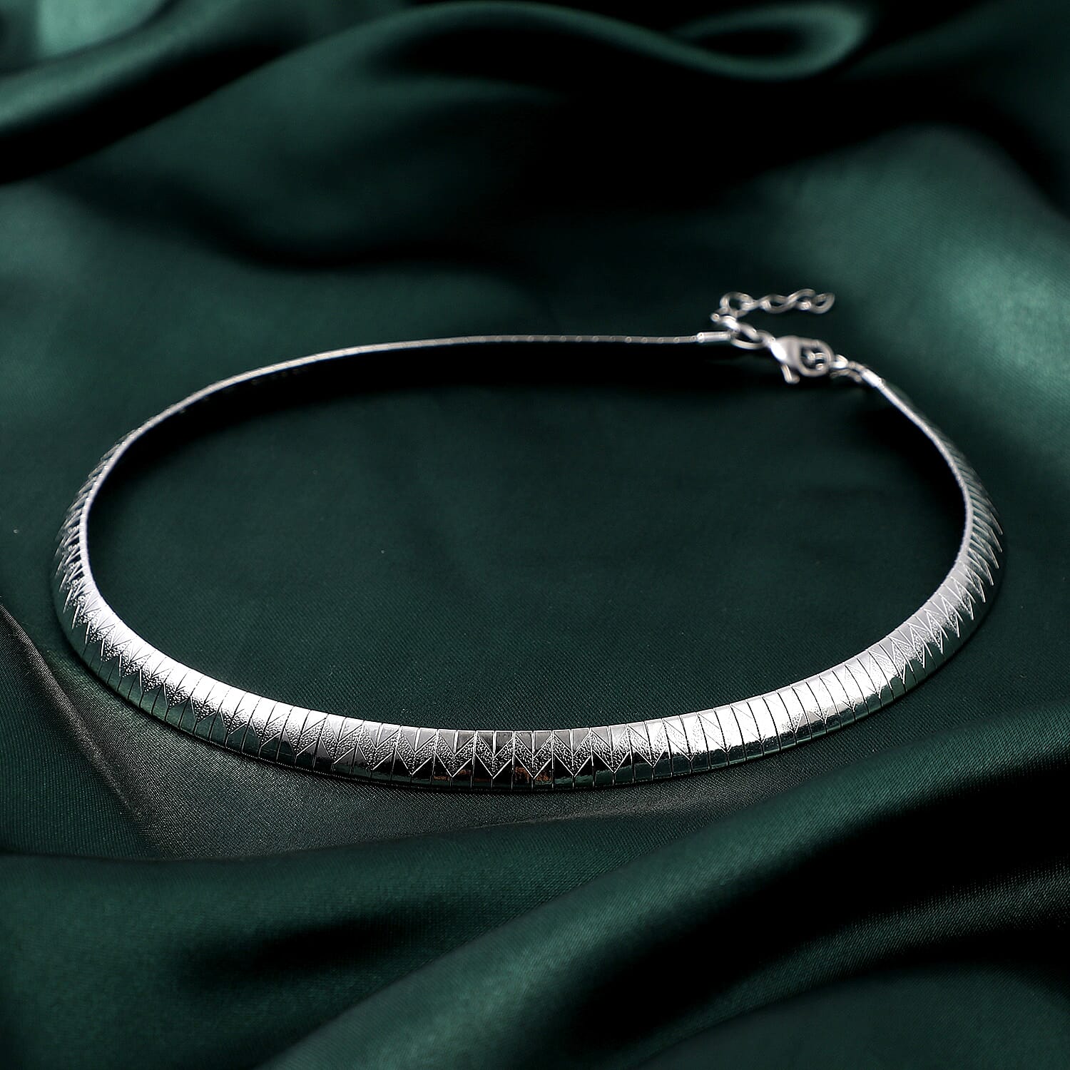 Omega Texture Necklace 16 Inches in Stainless Steel 19.35 Grams