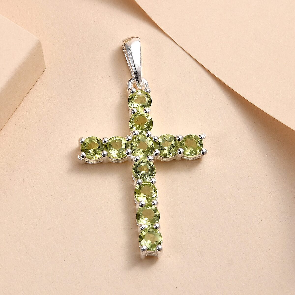 Peridot Cross Pendant in Sterling Silver 1.00 ctw image number 1
