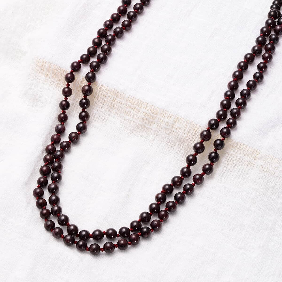 Mozambique Garnet Beaded Endless Necklace 60 Inches 572.00 ctw image number 1