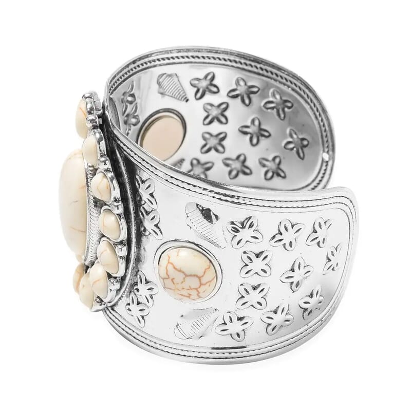 Constituted White Howlite 139.00 ctw Floral Cuff Bracelet (7.50-8.50 in), Earrings and Pendant Necklace 26-30 Inches in Silvertone