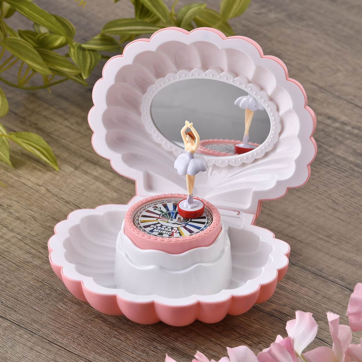 Pink Shell Shape Magnetic Ballerina Musical Jewelry Box image number 1