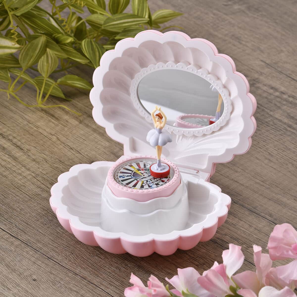 Light Pink Shell Shape Ballerina Musical Jewelry Box Magnetic Closure Music Box For Small Jewelry Ballerina Gifts For girls women image number 1
