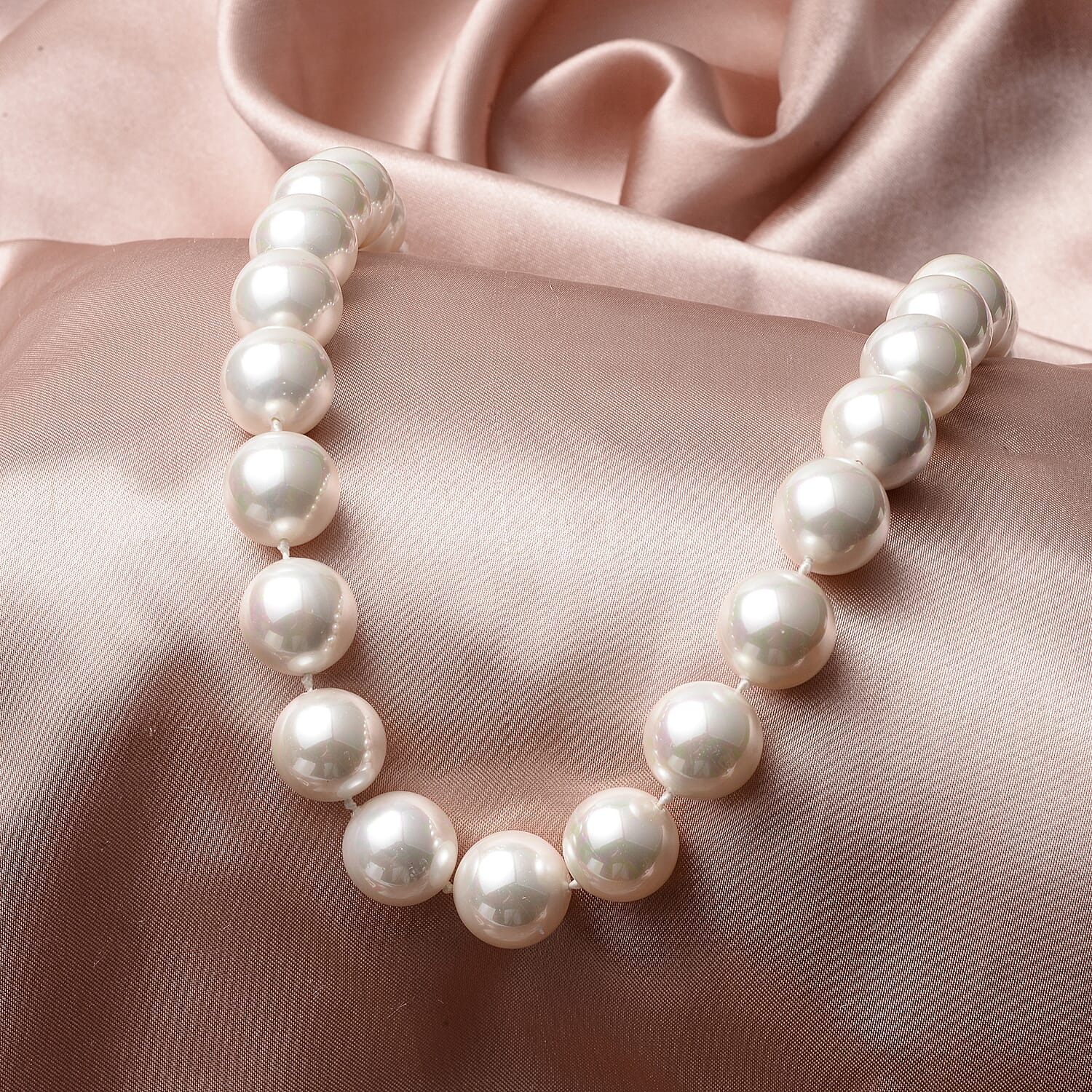 White Shell Pearl Beaded Necklace 22 Inches with Magnetic Lock in Sterling Silver
