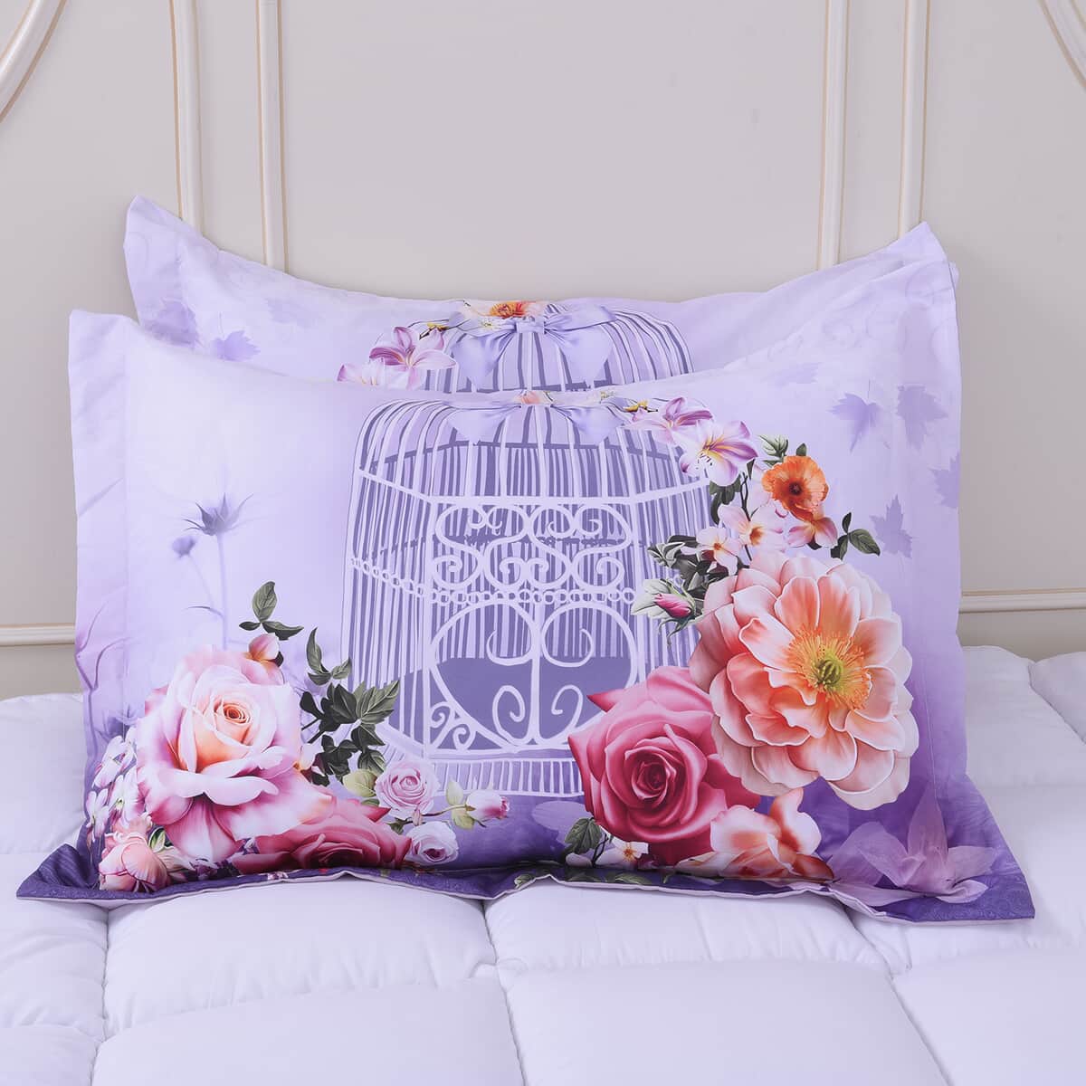 Homesmart Purple Digital Printed Floral Pattern Queen Size Microfiber Comforter with Set of 2 Shams image number 2