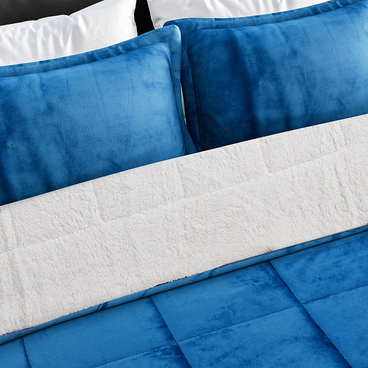 Homesmart Blue 3 Layer Quilted Microfiber Flannel and Sherpa Reversible Comforter and Set of 2 Shams, Microfiber Comforter, Best Comforter Sets, Bed Comforters, Comforter Set for Bedroom image number 3