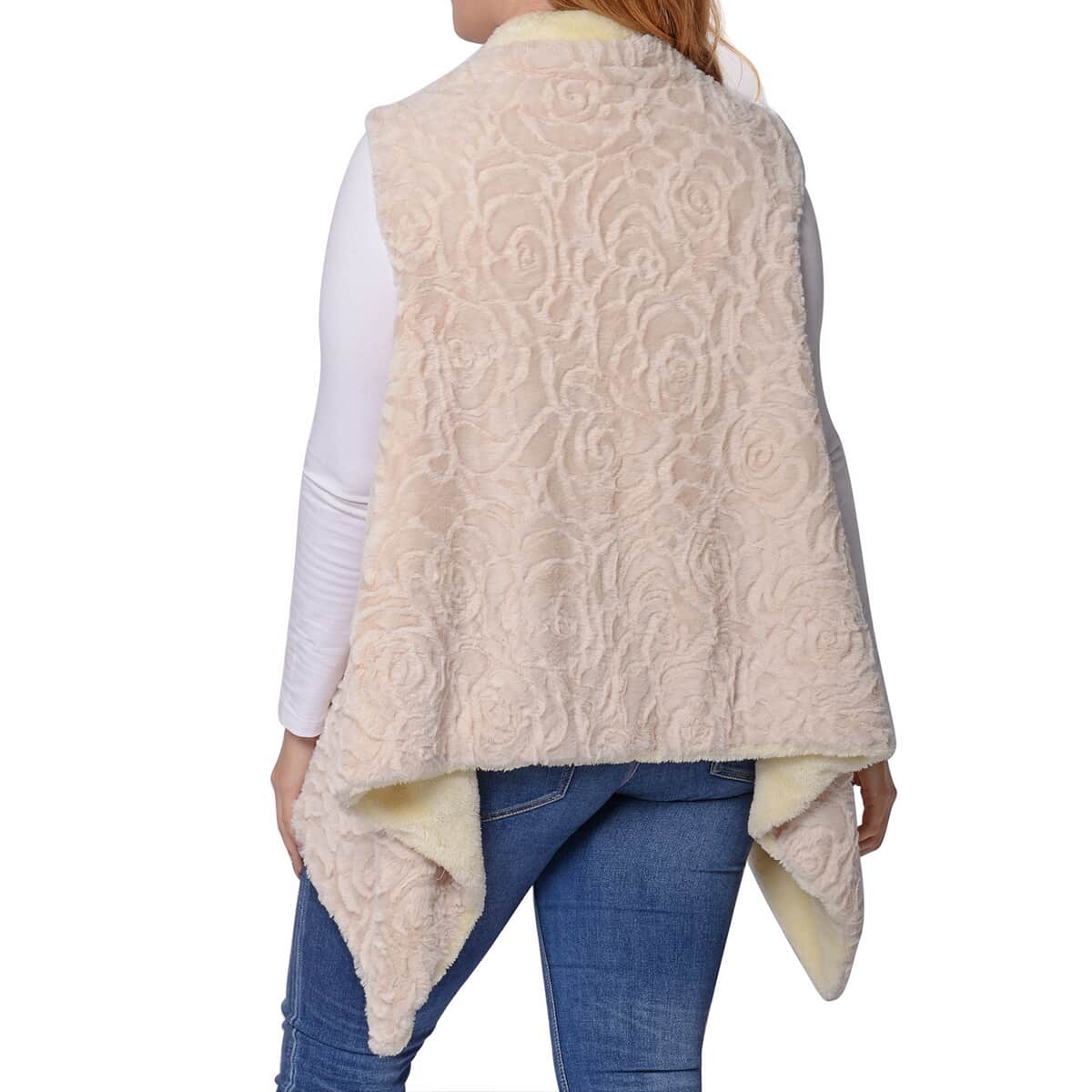 Beige Embossed Rose Pattern Faux Fur Vest (S/M, 100% Polyester) image number 1