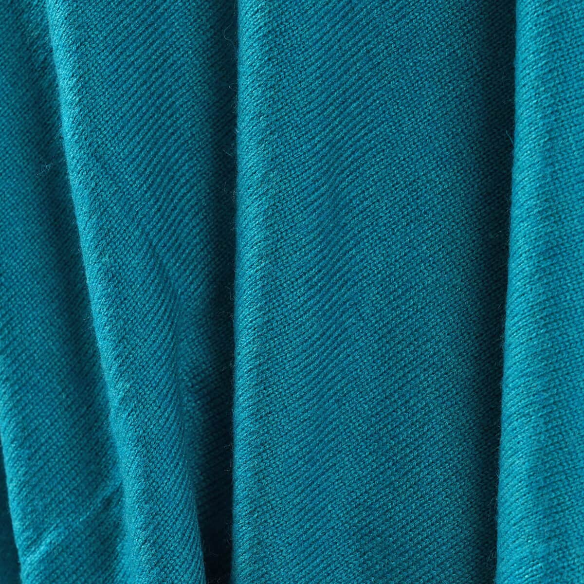 Passage Turquoise 100% Cashmere Woolen Poncho for Women , Cashmere Poncho , Women Capes , Poncho Scarf image number 3