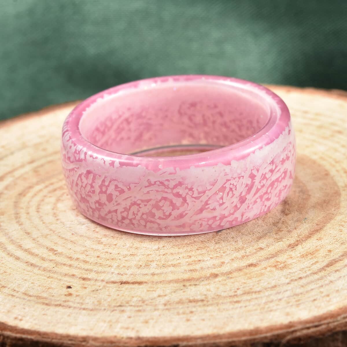 Glow in the Dark Pink Resin Band Ring (Size 6.0) image number 1